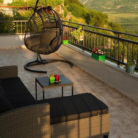 Apartment Village House Ravno Екстериор снимка