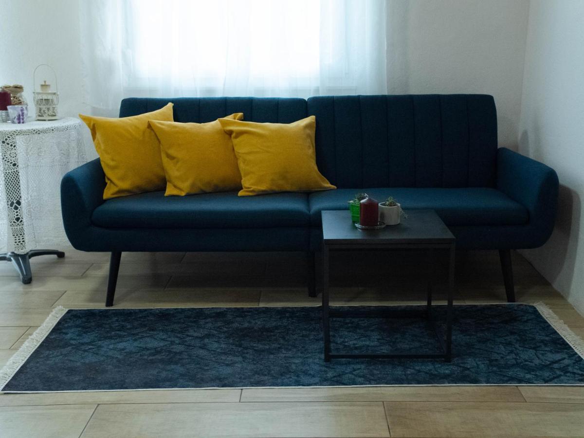 Apartment Village House Ravno Екстериор снимка