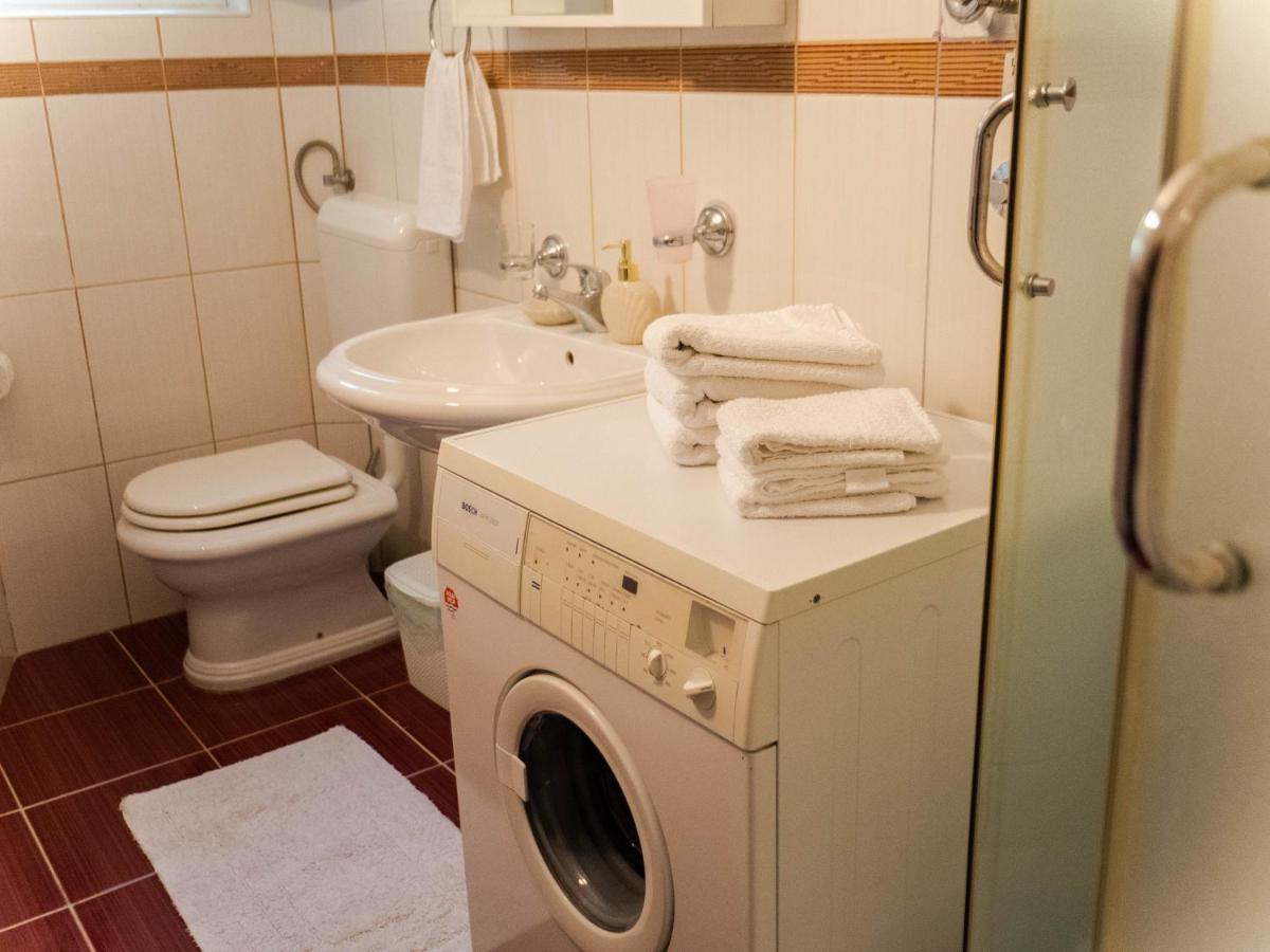 Apartment Village House Ravno Екстериор снимка